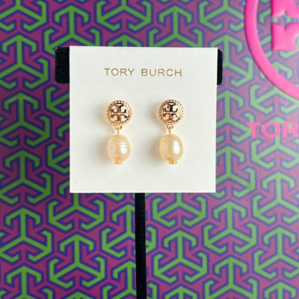Tory Burch Earrings - Picture 5 of 5